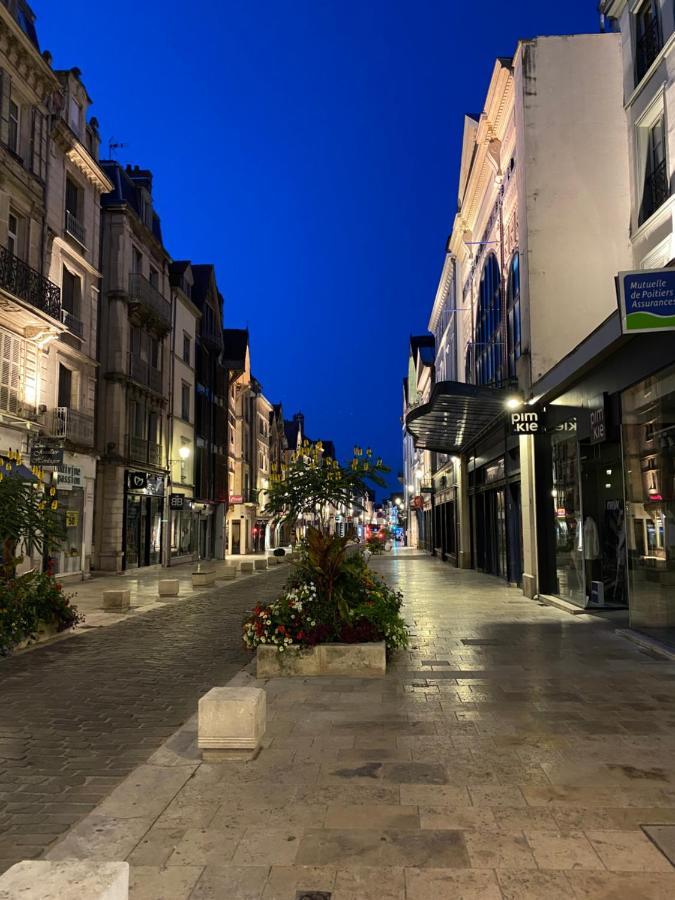 Studio Zola Situe En Plein Centre-Ville De Troyes Exteriér fotografie